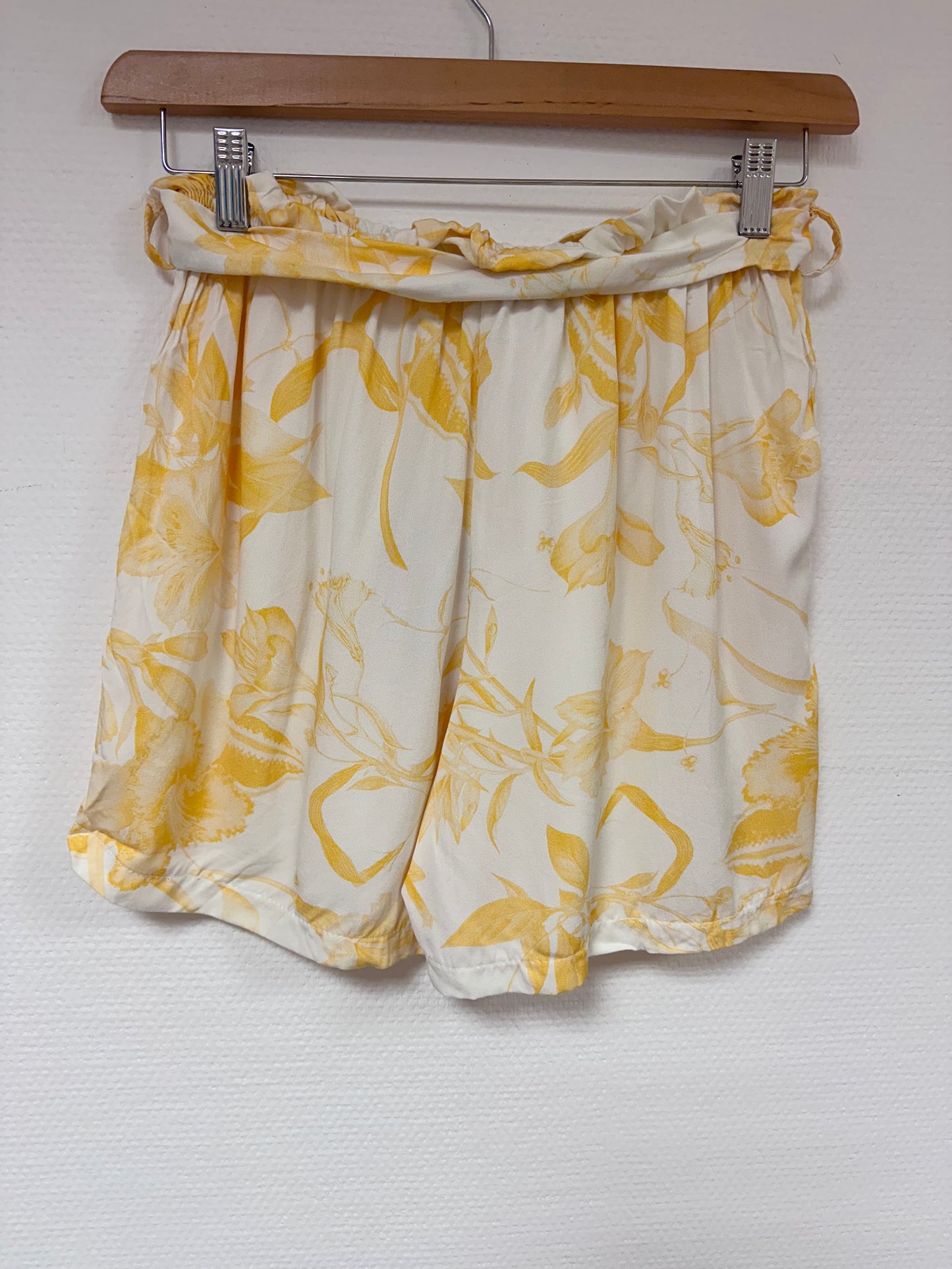 Short ALISON motifs à fleurs