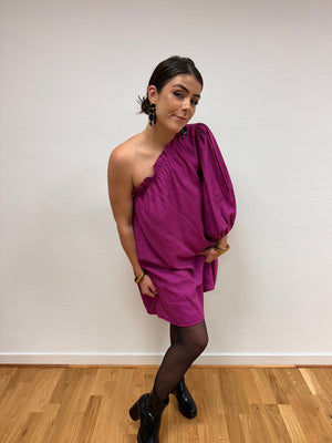 Robe INÈS asymétrique